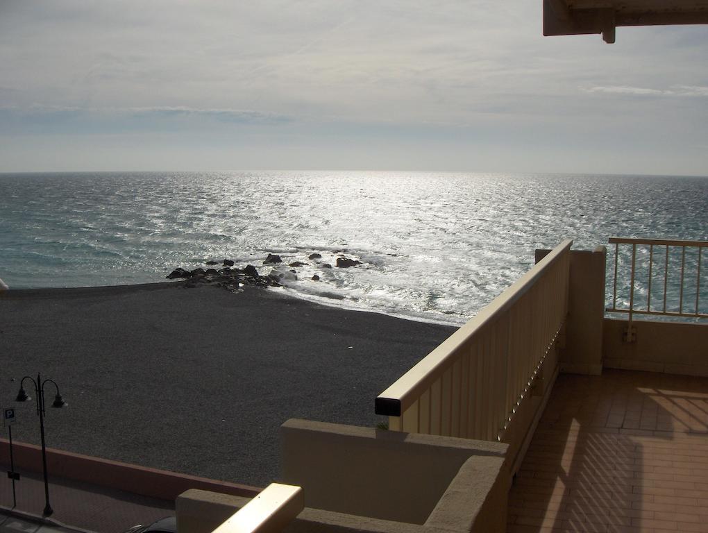 Appartamento Giardino Ventimiglia Dış mekan fotoğraf